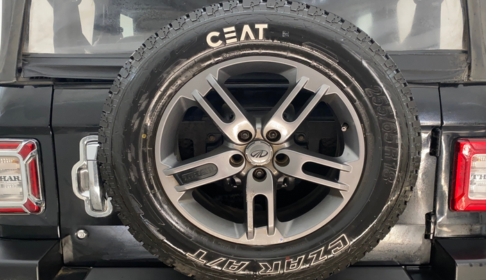 2021 Mahindra Thar LX D 4WD MT CONVERTIBLE, Diesel, Manual, 41,556 km, Spare Tyre