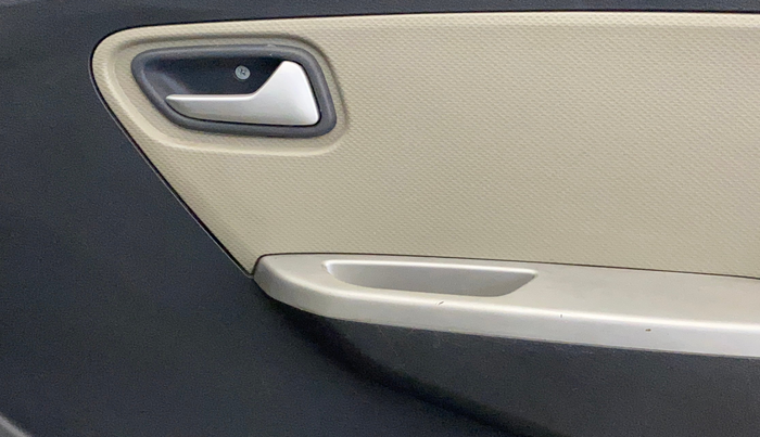 2015 Maruti Alto K10 VXI, Petrol, Manual, 35,243 km, Driver Side Door Panels Control