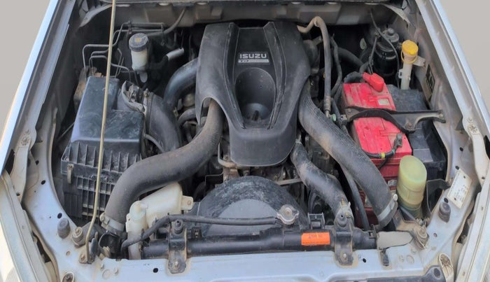 2017 ISUZU D-Max V Cross 4*4 MT, Diesel, Manual, 93,048 km, Engine View