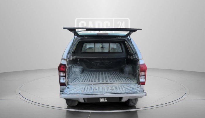 2017 ISUZU D-Max V Cross 4*4 MT, Diesel, Manual, 93,048 km, Boot Door Open