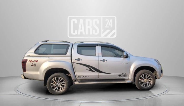 2017 ISUZU D-Max V Cross 4*4 MT, Diesel, Manual, 93,048 km, Right Side View