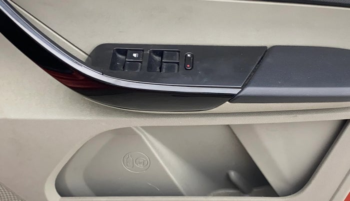 2017 Tata Tiago XT PETROL, Petrol, Manual, 44,579 km, Driver Side Door Panels Control
