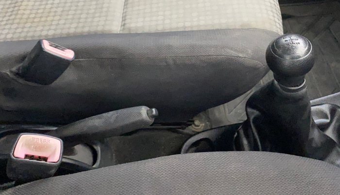 2013 Toyota Etios Liva G, Petrol, Manual, 26,024 km, Gear Lever