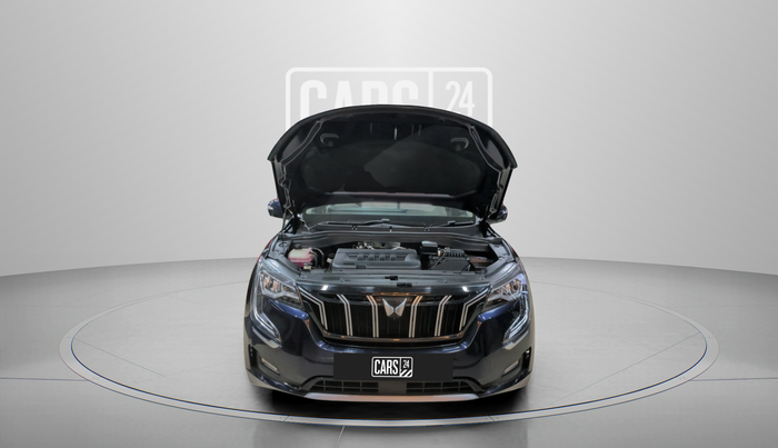 2022 Mahindra XUV700 AX 7 LUXURY D AT 7 STR, Diesel, Automatic, 21,188 km, Open Bonet