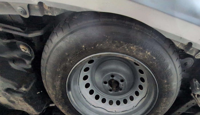 2022 Mahindra XUV700 AX 7 LUXURY D AT 7 STR, Diesel, Automatic, 21,188 km, Spare Tyre