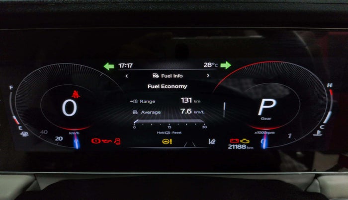 2022 Mahindra XUV700 AX 7 LUXURY D AT 7 STR, Diesel, Automatic, 21,188 km, Odometer Image