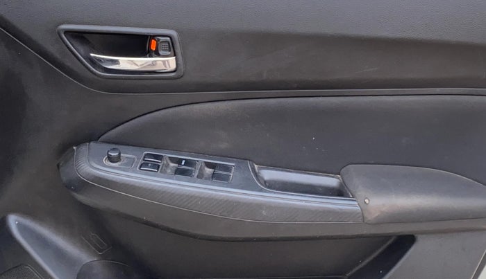 2021 Maruti Swift VXI, Petrol, Manual, 1,24,239 km, Driver Side Door Panels Control