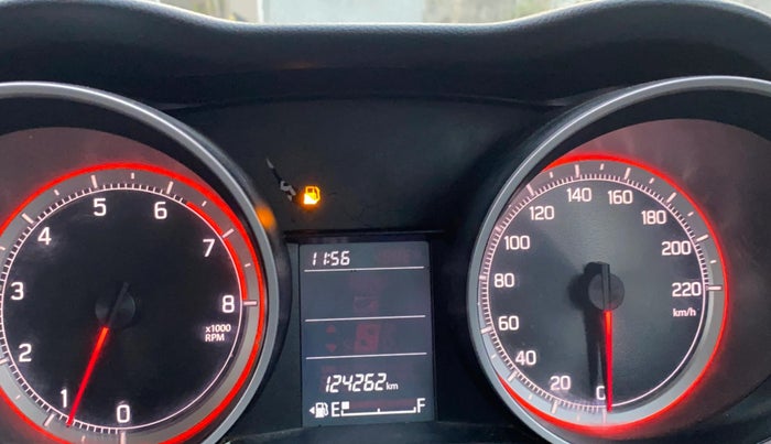 2021 Maruti Swift VXI, Petrol, Manual, 1,24,239 km, Odometer Image