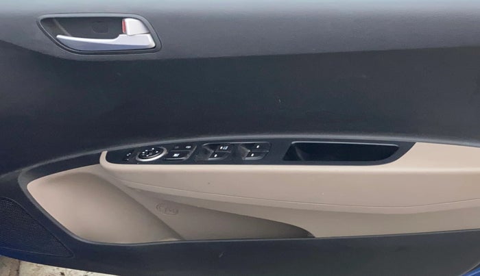 2017 Hyundai Grand i10 SPORTZ (O) 1.2 KAPPA VTVT, Petrol, Manual, 20,422 km, Driver Side Door Panels Control