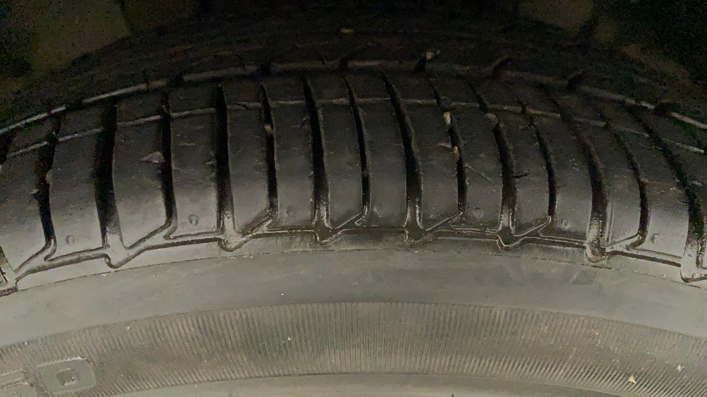 2020 Tata TIGOR XZ PLUS PETROL, Petrol, Manual, 12,280 km, Right Front Tyre Tread