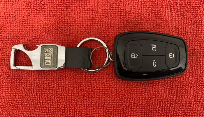 2020 Tata TIGOR XZ PLUS PETROL, Petrol, Manual, 12,280 km, Key Close Up