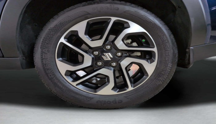 2024 Maruti Invicto ALPHA PLUS 7 STRONG HYBRID , Hybrid, Automatic, 8,036 km, Left Rear Wheel