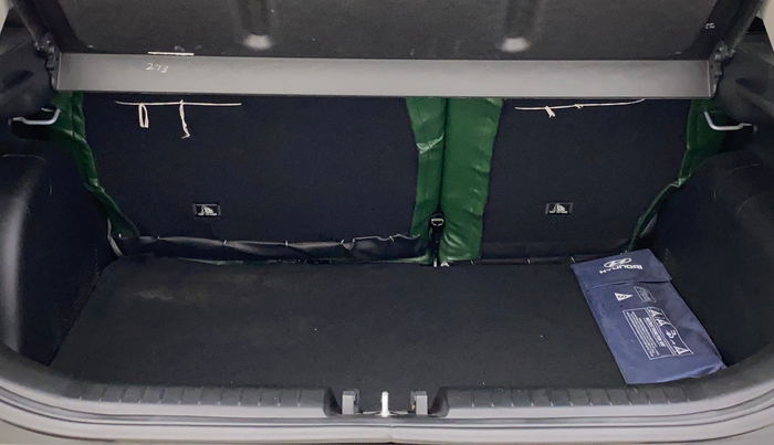 2024 Hyundai VENUE S(O) 1.2, Petrol, Manual, 11,382 km, Boot Inside