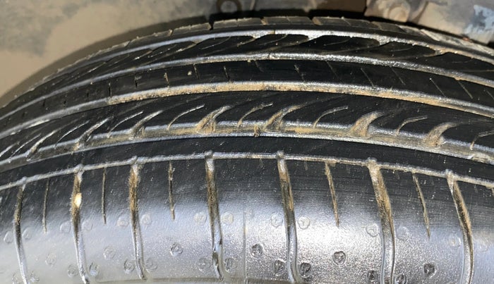 2024 Hyundai VENUE S(O) 1.2, Petrol, Manual, 11,382 km, Left Front Tyre Tread