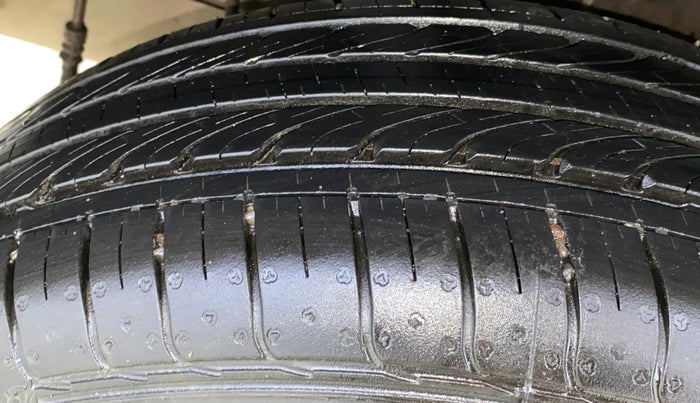 2024 Hyundai VENUE S(O) 1.2, Petrol, Manual, 11,382 km, Right Rear Tyre Tread