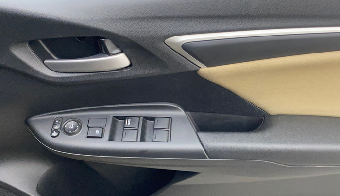 2018 Honda Jazz 1.2L I-VTEC V, Petrol, Manual, 47,982 km, Driver Side Door Panels Control