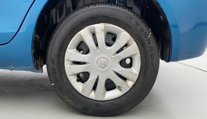 2013 Maruti Swift Dzire VXI, Petrol, Manual, 33,566 km, Left Rear Wheel