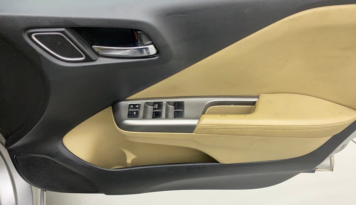 2017 Honda City 1.5L I-VTEC VX CVT, Petrol, Automatic, 1,02,825 km, Driver Side Door Panels Control