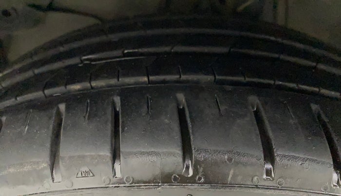 2017 Honda City 1.5L I-VTEC VX CVT, Petrol, Automatic, 1,02,825 km, Left Front Tyre Tread