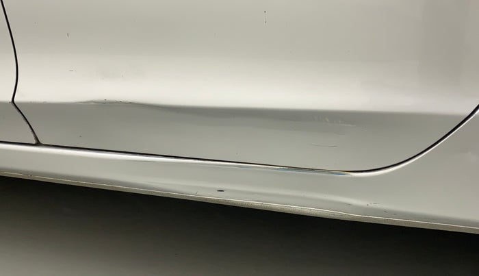 2017 Honda City 1.5L I-VTEC VX CVT, Petrol, Automatic, 1,02,825 km, Left running board - Slightly dented