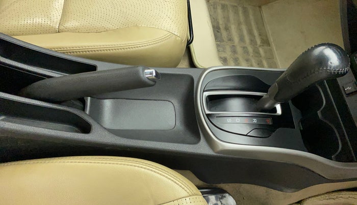 2017 Honda City 1.5L I-VTEC VX CVT, Petrol, Automatic, 1,02,825 km, Gear Lever