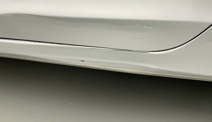 2017 Honda City 1.5L I-VTEC VX CVT, Petrol, Automatic, 1,02,825 km, Left running board - Minor scratches