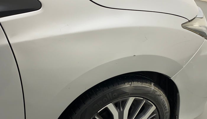 2017 Honda City 1.5L I-VTEC VX CVT, Petrol, Automatic, 1,02,825 km, Right fender - Slightly dented