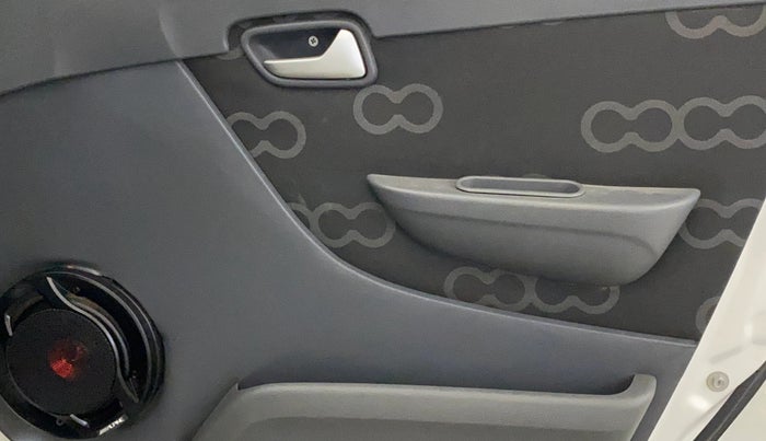 2016 Maruti Alto 800 LXI, Petrol, Manual, 21,965 km, Driver Side Door Panels Control