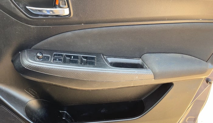 2018 Maruti Swift VXI AMT, Petrol, Automatic, 27,692 km, Driver Side Door Panels Control