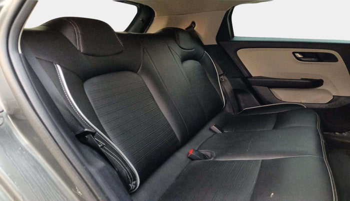 2022 Tata ALTROZ XM PETROL, Petrol, Manual, 62,427 km, Right Side Rear Door Cabin