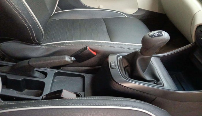 2022 Tata ALTROZ XM PETROL, Petrol, Manual, 62,427 km, Gear Lever