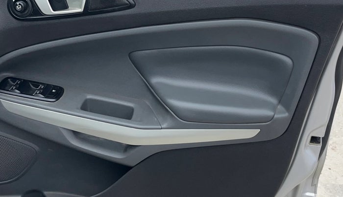 2017 Ford Ecosport TITANIUM 1.0L ECOBOOST SPORTS(SUNROOF), Petrol, Manual, 83,331 km, Driver Side Door Panels Control