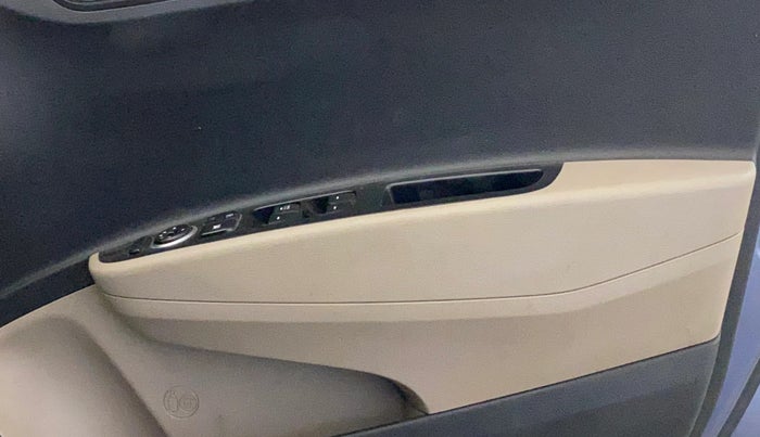 2014 Hyundai Xcent S 1.2, Petrol, Manual, 65,785 km, Driver Side Door Panels Control