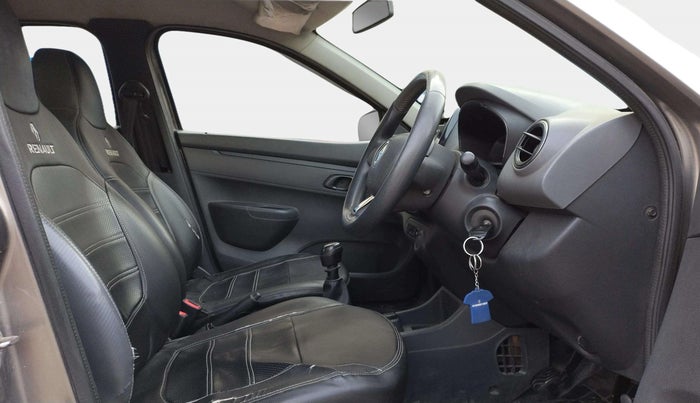 2016 Renault Kwid RXT 0.8, Petrol, Manual, 62,165 km, Right Side Front Door Cabin