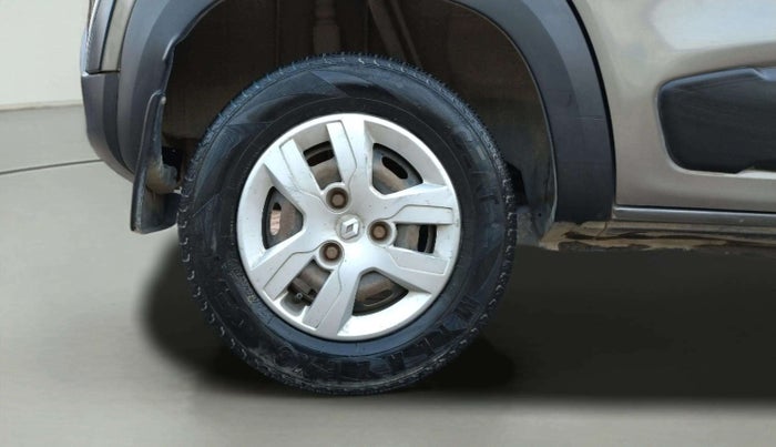 2016 Renault Kwid RXT 0.8, Petrol, Manual, 62,165 km, Right Rear Wheel