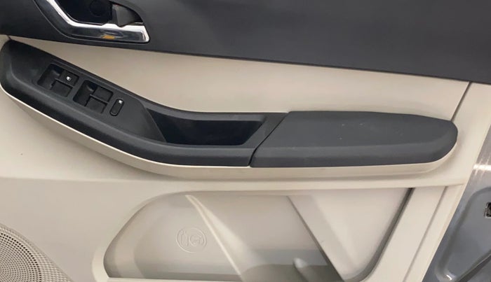 2023 Tata Tiago XZ PLUS PETROL, Petrol, Manual, 25,413 km, Driver Side Door Panels Control