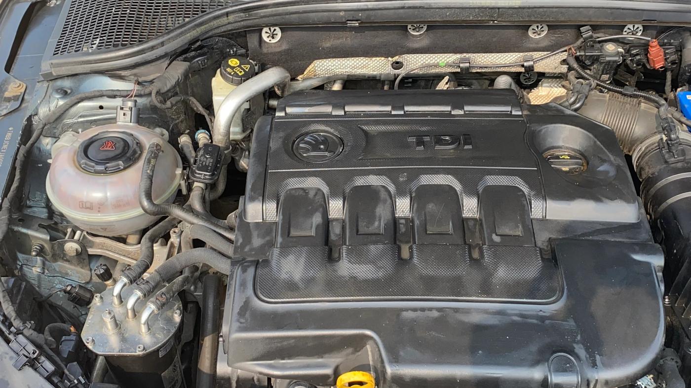 2018 Skoda Octavia 2.0 TDI L&K AT, Diesel, Automatic, 1,47,932 km, Engine View - Right