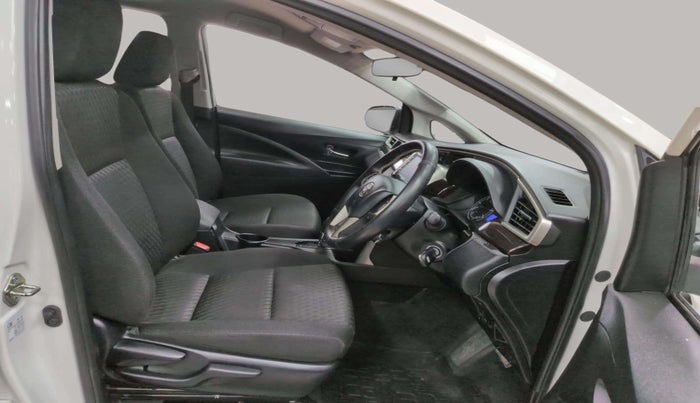 2021 Toyota Innova Crysta 2.4 GX AT 7 STR, Diesel, Automatic, 37,380 km, Right Side Front Door Cabin