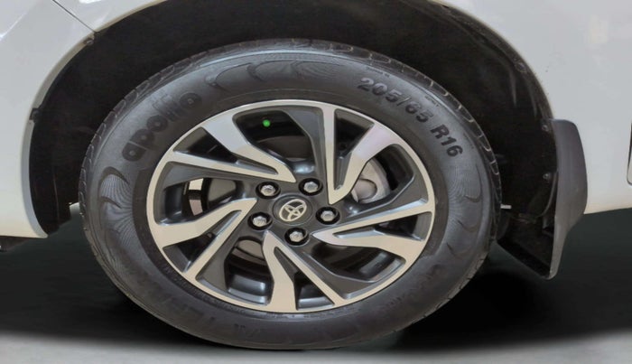 2021 Toyota Innova Crysta 2.4 GX AT 7 STR, Diesel, Automatic, 37,380 km, Left Front Wheel