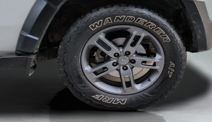 2024 Mahindra Thar LX D HT 2WD MT, Diesel, Manual, 36,893 km, Right Front Wheel