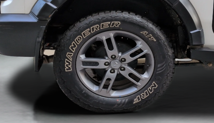 2024 Mahindra Thar LX D HT 2WD MT, Diesel, Manual, 36,893 km, Right Rear Wheel