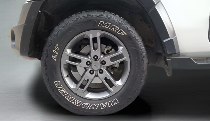 2024 Mahindra Thar LX D HT 2WD MT, Diesel, Manual, 36,893 km, Left Front Wheel