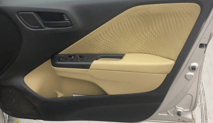 2014 Honda City 1.5L I-VTEC S MT, Petrol, Manual, 57,983 km, Driver Side Door Panels Control