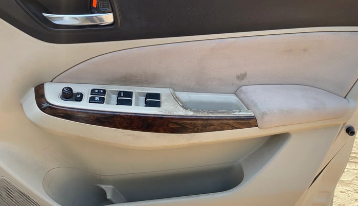 2019 Maruti Dzire ZXI AMT, Petrol, Automatic, 82,831 km, Driver Side Door Panels Control