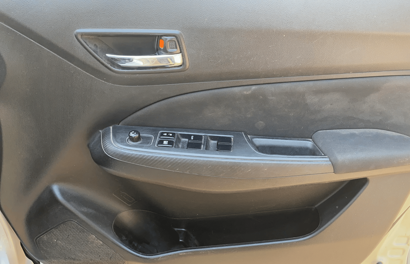 2023 Maruti Swift VXI, Petrol, Manual, 48,468 km, Driver Side Door Panels Control