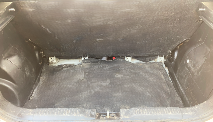 2023 Maruti Swift VXI, Petrol, Manual, 48,468 km, Boot Inside