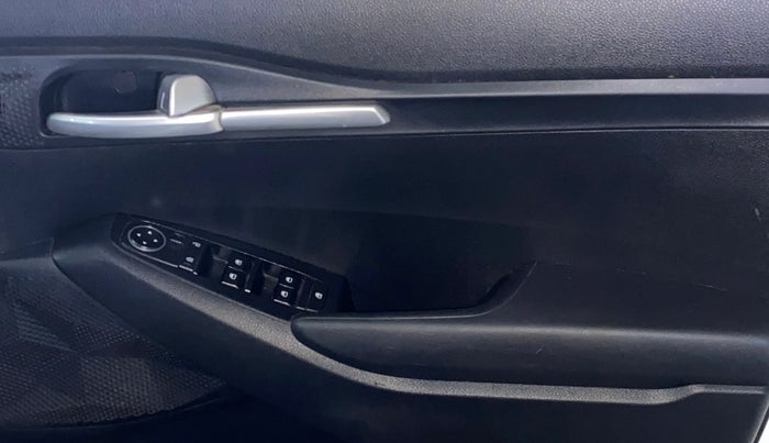 2022 KIA SELTOS HTK 1.5 PETROL, Petrol, Manual, 9,441 km, Driver Side Door Panels Control