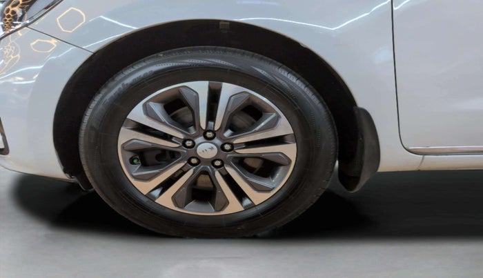 2020 KIA CARNIVAL PREMIUM 2.2 7 STR, Diesel, Automatic, 65,388 km, Left Front Wheel