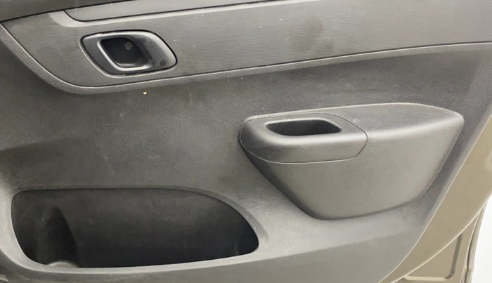 2018 Renault Kwid RXT 1.0 (O), Petrol, Manual, 23,684 km, Driver Side Door Panels Control