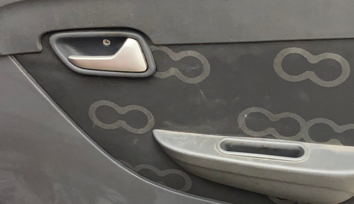 2016 Maruti Alto 800 LXI, Petrol, Manual, 26,938 km, Driver Side Door Panels Control